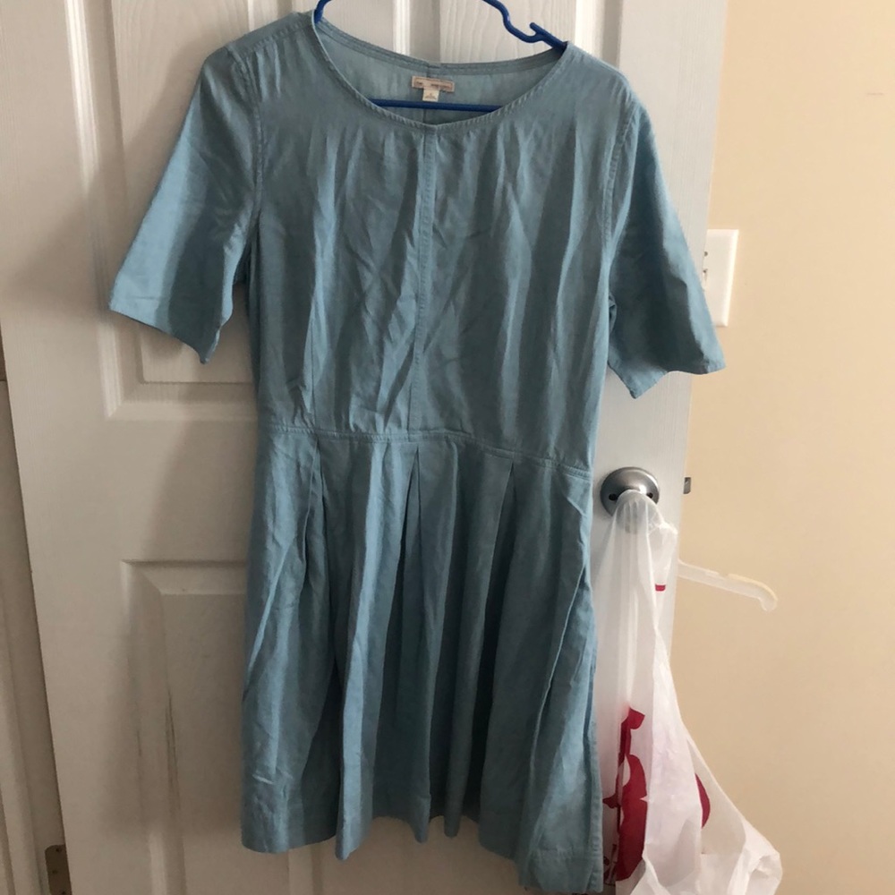 Light blue GAP dress with pleated bottom